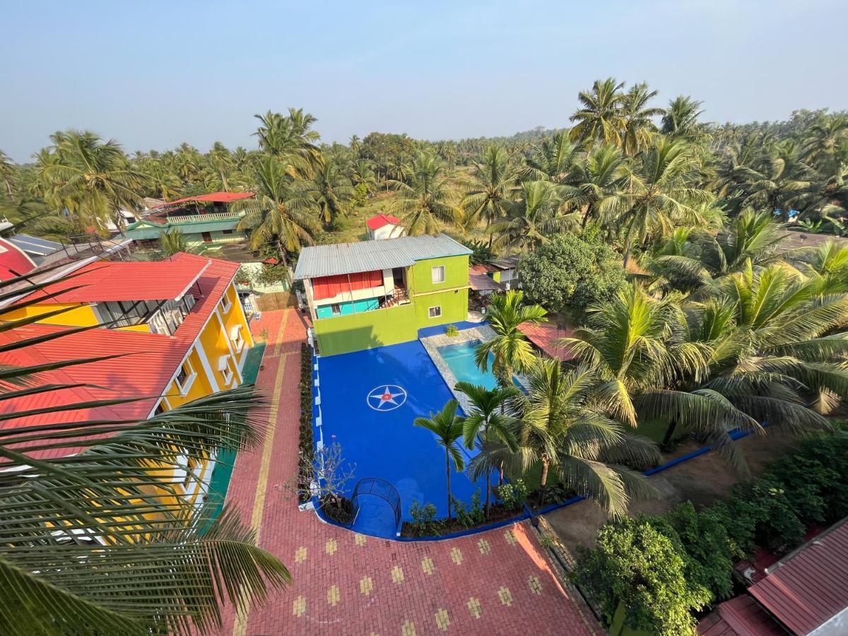 Brit'S Palace Goa Agacaim Exterior photo